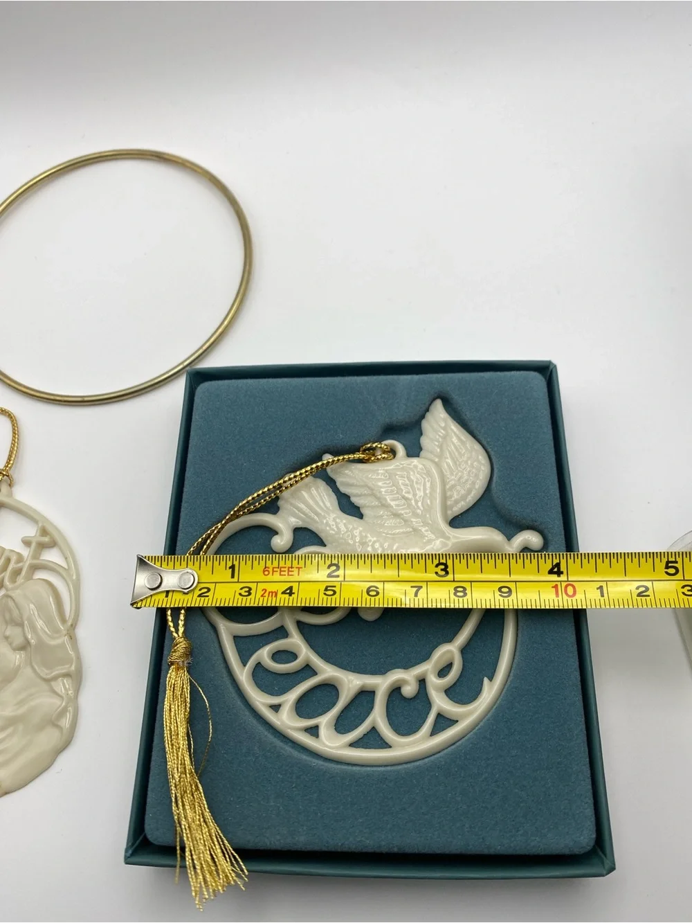 Lenox four cream